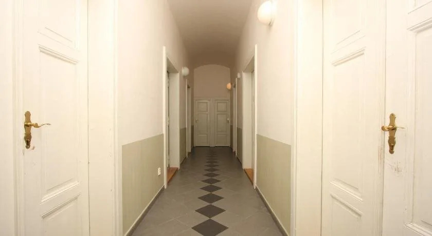 Charles Square Hostel