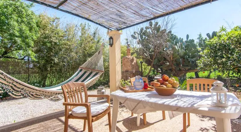 Villa Pontons