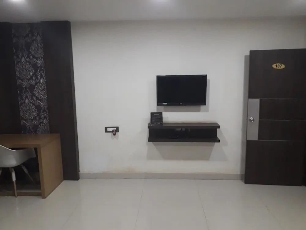 Hotel Kasturi International