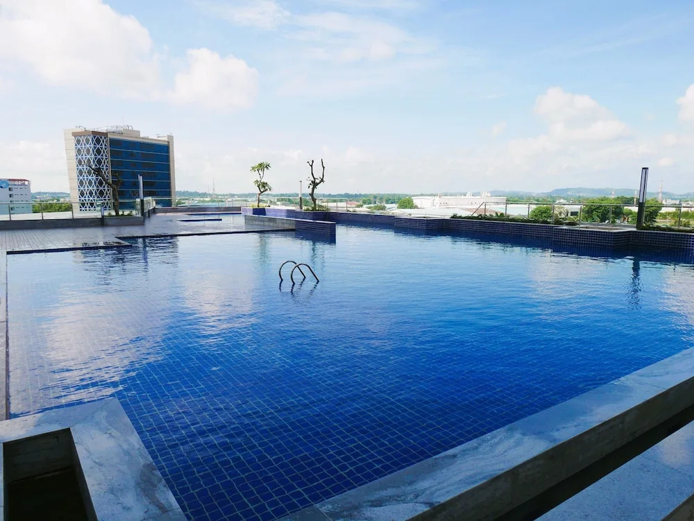 Meisterstadt Pollux Habibie Apartment by uhomeid
