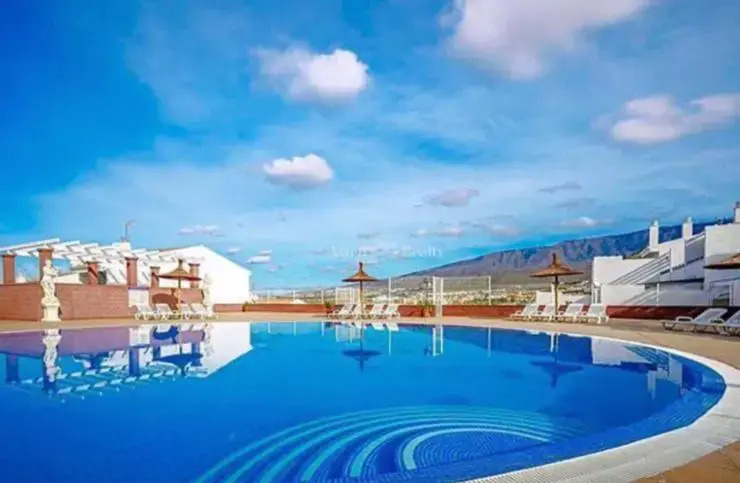 Lovely Duplex - Two Bedroom Community pool - Near beach