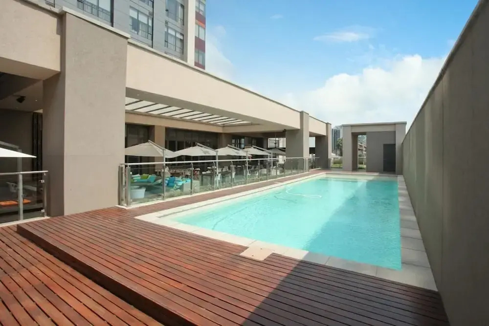 Sandton Skye Comfy Executive Apartment