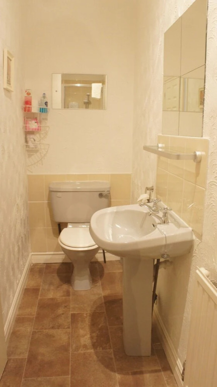 Alexander Guest House