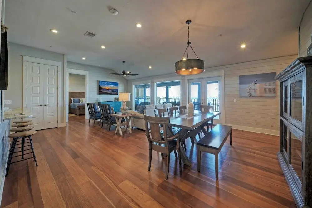 Blue Marlin at Trout Street Balcony w/ Marina Views Walk to Port A Nightlife