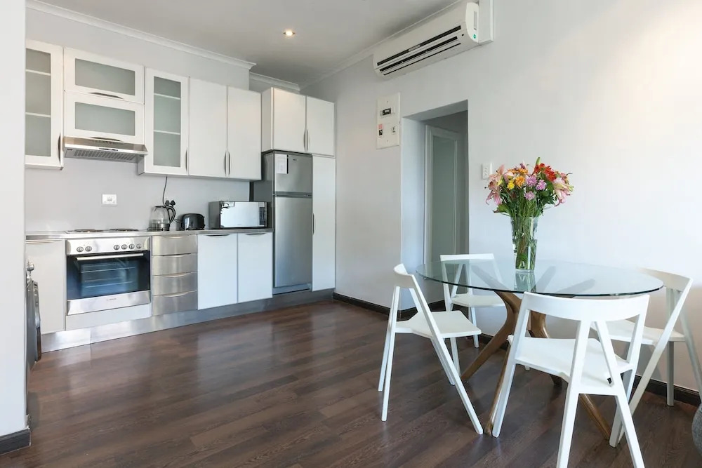 Polana Court 12 by CTHA