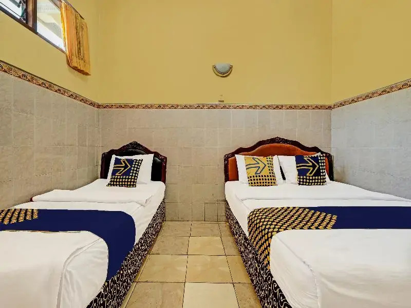 OYO Life 91677 Hotel Citra Dewi 3