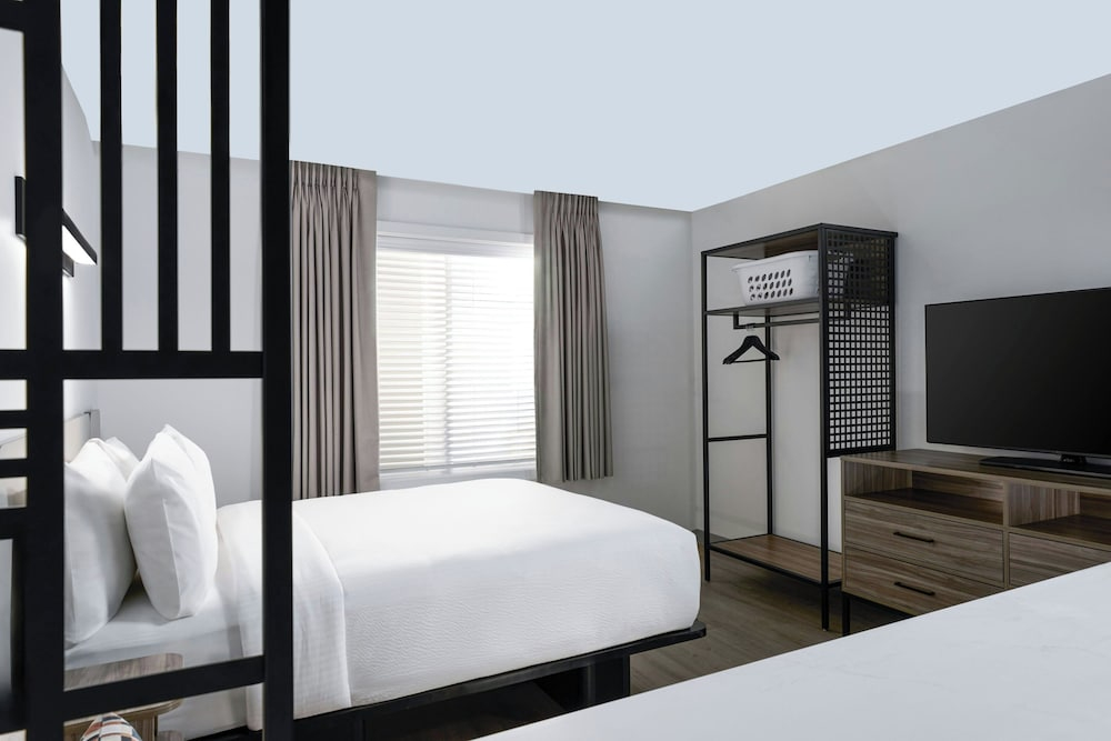 StudioRes by Marriott Columbia Harbison