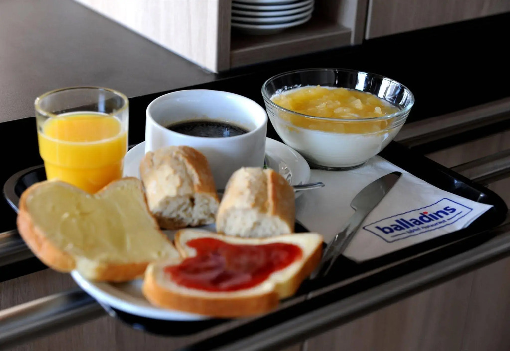 Welcomotel Les Mureaux