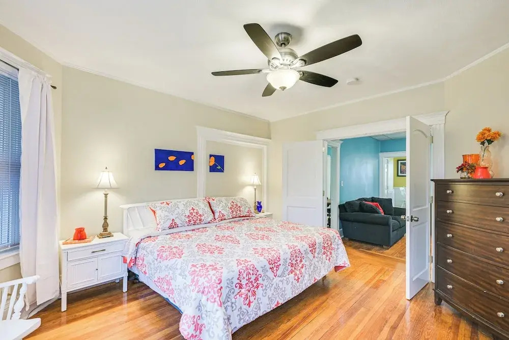 Medford Apartment Rental, 5 Mi to Downtown Boston