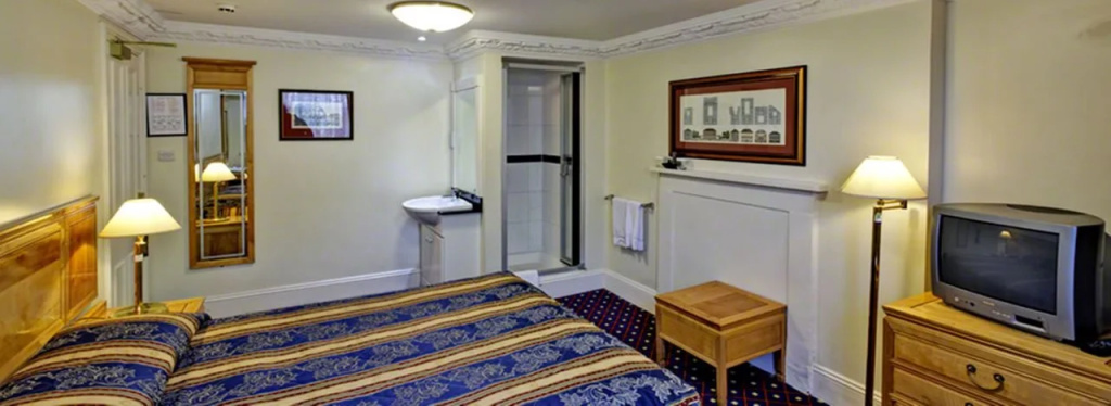 Bertrands Townhouse