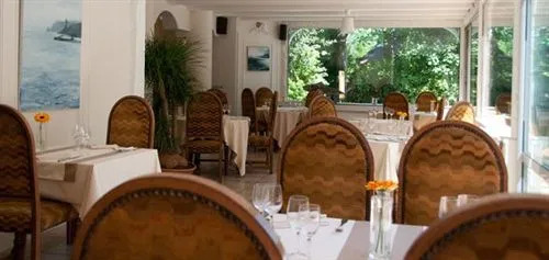 Le Clos Du Pontic Logis et CitHotel