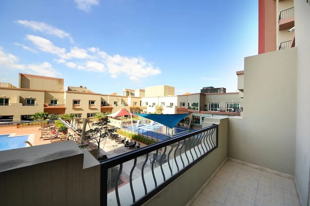 New Arabian Holiday Homes- IMPERIAL JVT