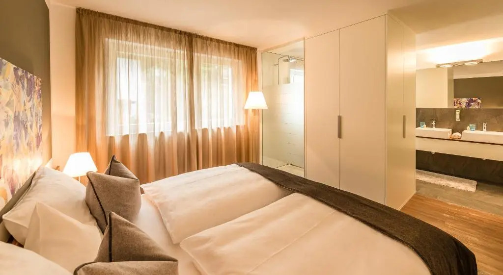 Hidalgo Suites