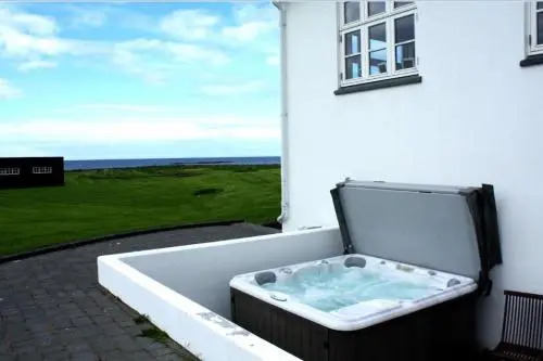 Ocean Front Iceland Luxury Apartment