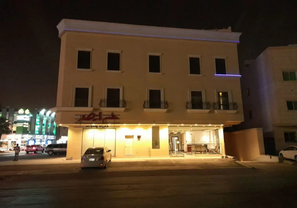 Fayiqa Plaza Furnished Apartments