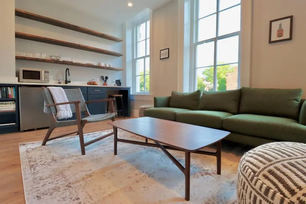 9 Suites at Prince Street Inn