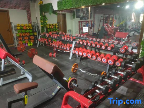 James Joyce Coffetel Hotel (Qingdao Hongdao High-speed Railway Station Convention Center)