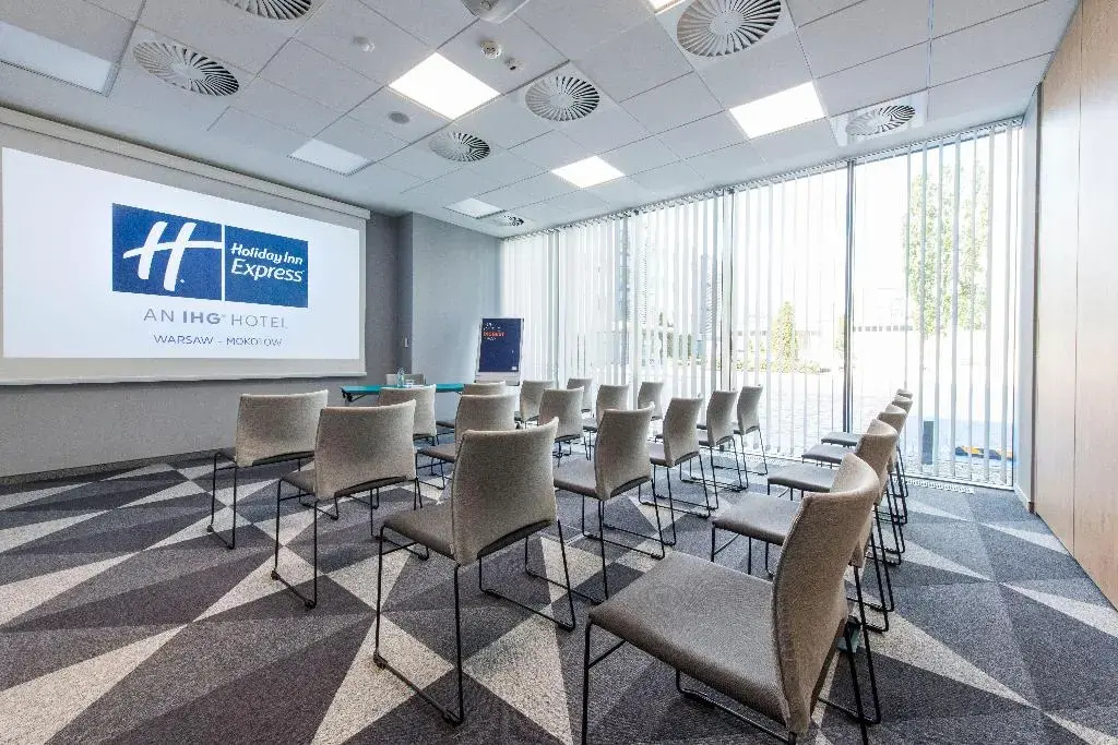 Holiday Inn Express Warsaw - Mokotow by IHG