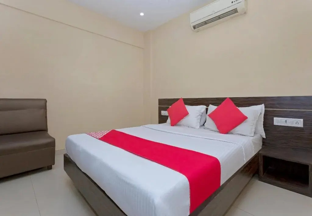 OYO 22290 Hotel Sunshine Residency
