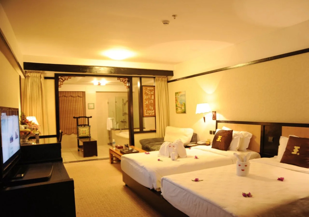 Lijiang Wangfu Hotel