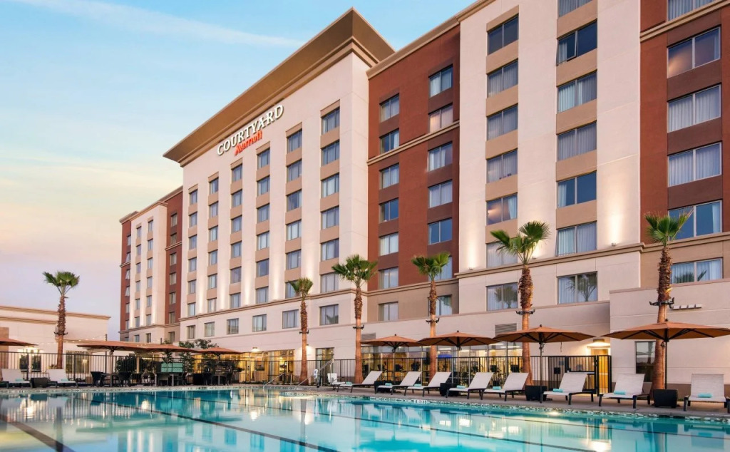 Courtyard Irvine Spectrum