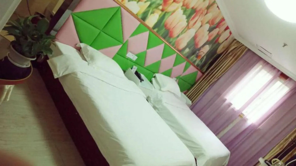 Shanghai Zhijin Hotel
