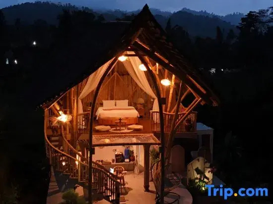 Wiwaka Bamboo House