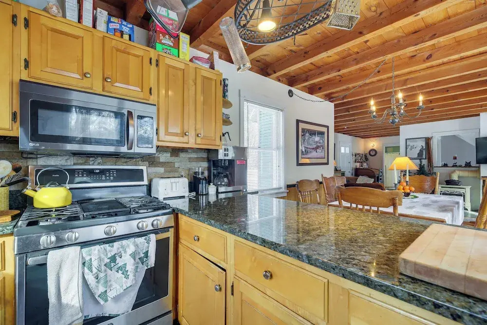 4 Mi to Sugarbush Resort: Waitsfield Retreat