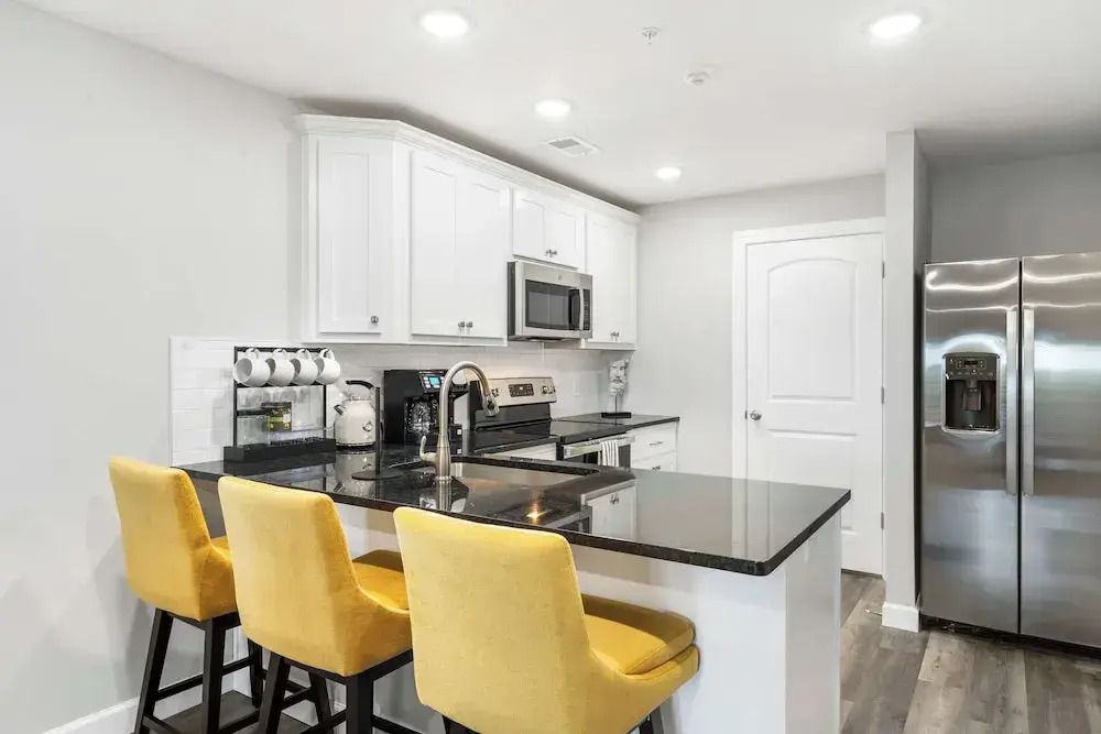Earl Grey Escape - Chic 3 Bdr!