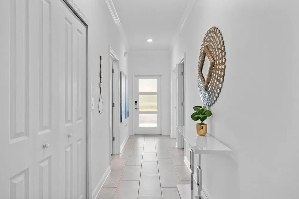 Spacious 5BR Home With Pool Near Top Attractions