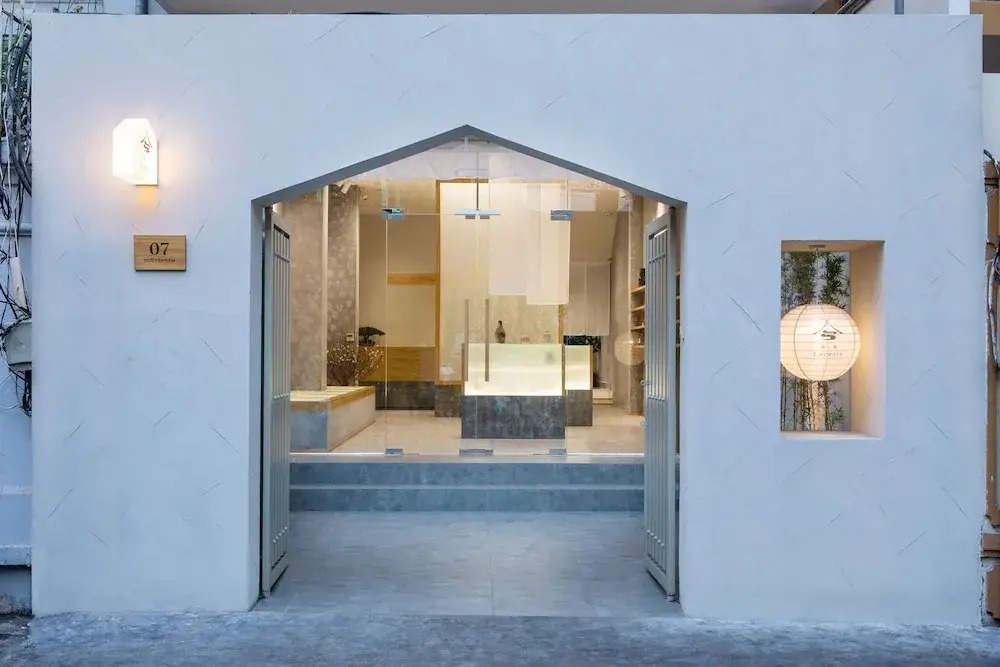 Locasis Japanese Service Apartment