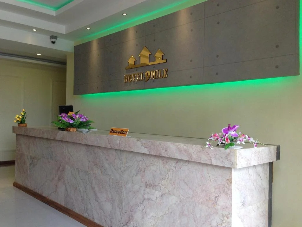 Hotel 9 Mile
