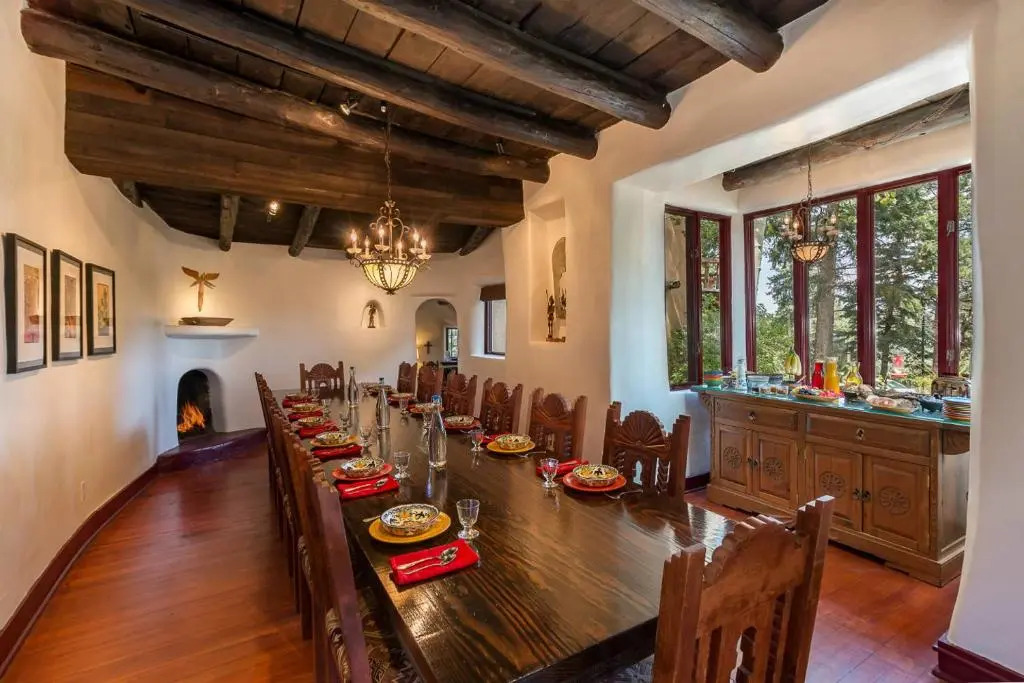 Inn of the Turquoise Bear