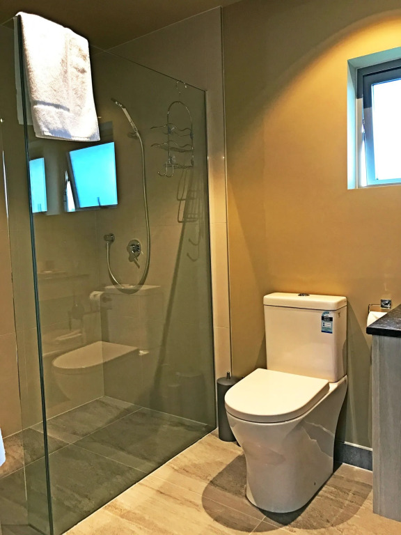 Ellerslie Palms Motel