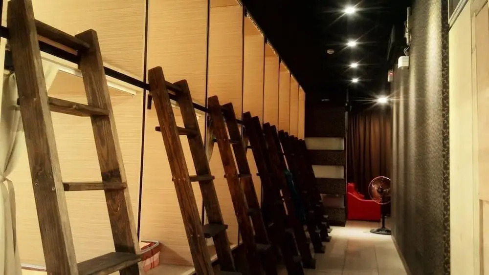 FC Hostel-Ruifang Station