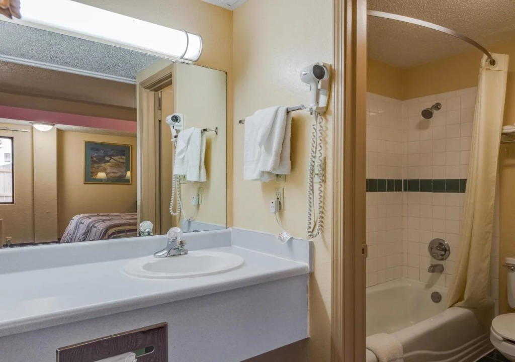Travelers Inn Midwest City