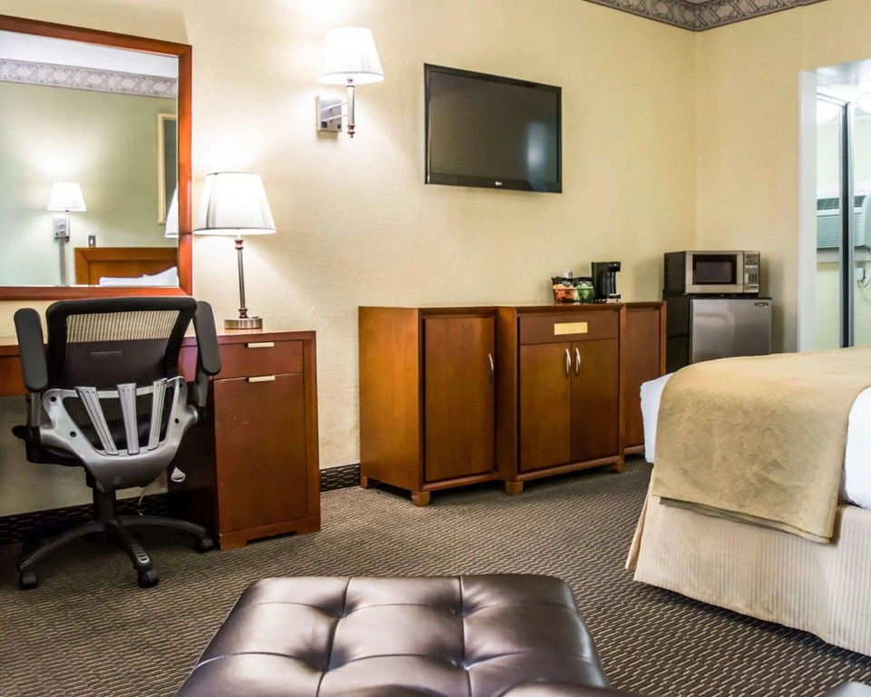 Quality Inn Tampa Airport - Cruise Port