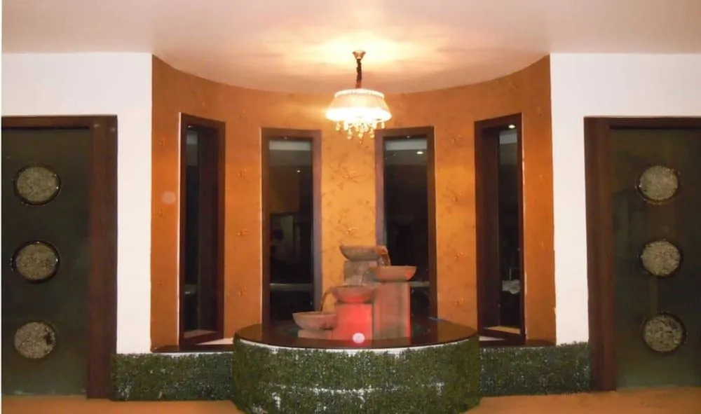 Hotel Kimaya