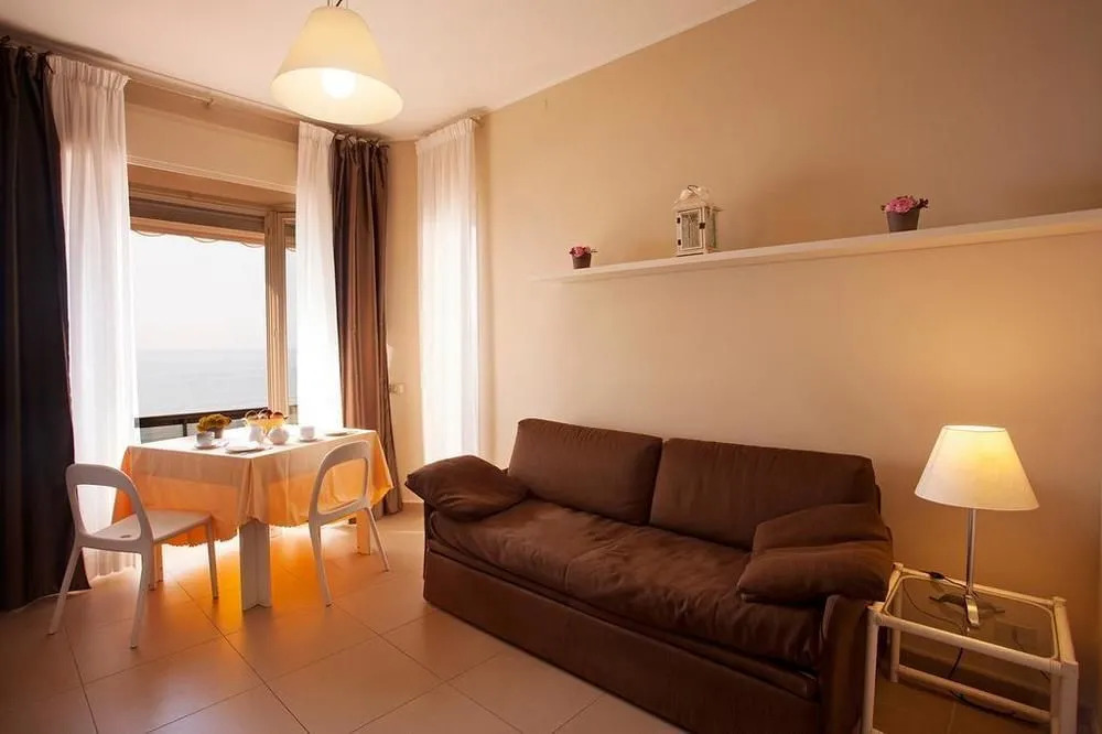 Residence Sole Mare Alaxi Hotels