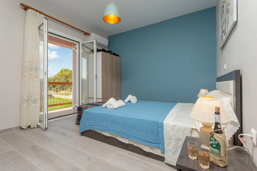 Vatsa Beach Villa Large Private Pool Walk to Beach Sea Views A C Wifi - 3021
