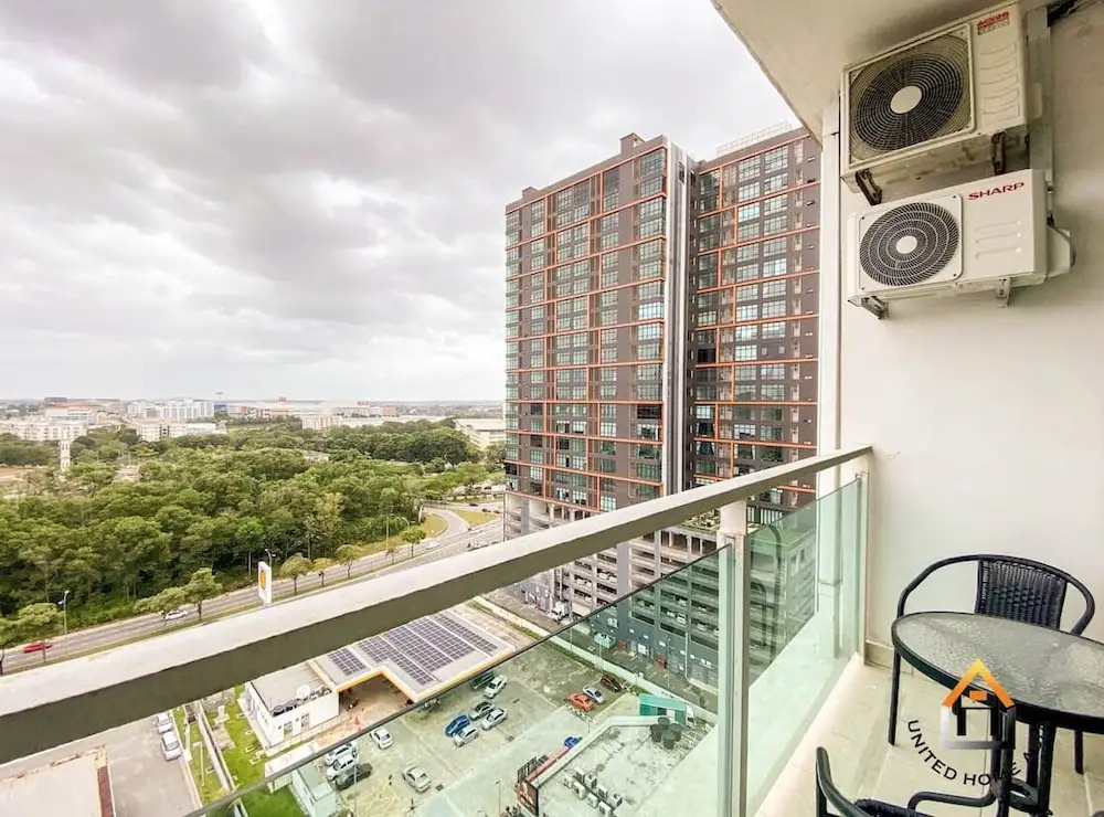 Palazio Serviced Apartment in Mount Austin near Aeon IKEA Toppen HSI