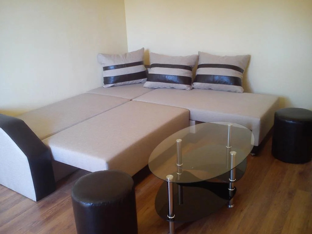 Rusaliite Adventure House