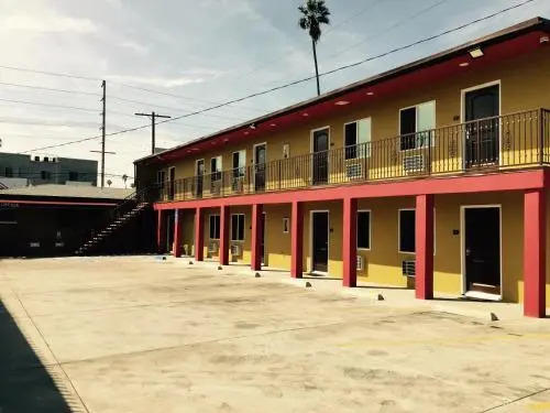 Sunrise Motel
