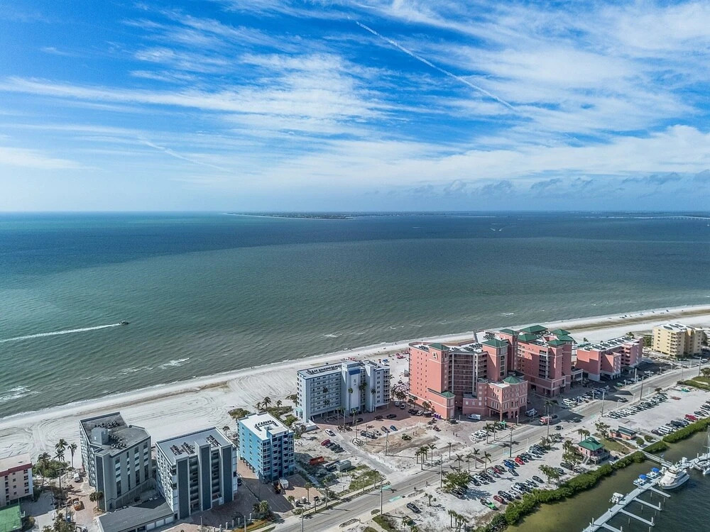 Fantastic Gulf Front Condo on the North End of the Island - Beach Villas # 504 condo
