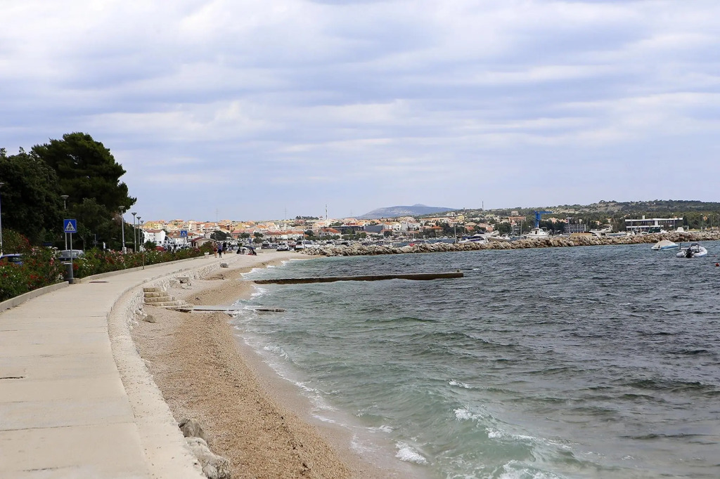 Ornelia - 70 m from beach - A1 veliki(4+2)