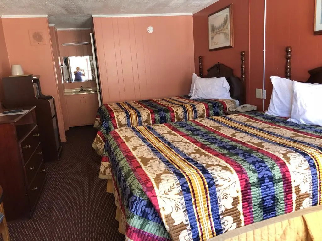 Linwood Motel