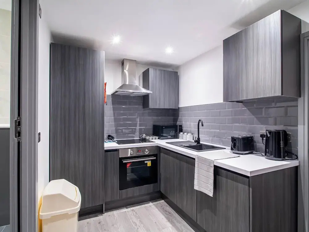 Bolton Road Apartment - Ideal Stay in Bradford
