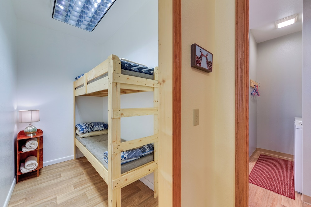 Spacious Home 10 Minutes to Ten Sleep Canyon