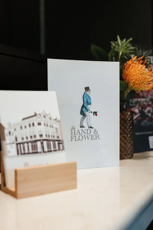Hand & Flower