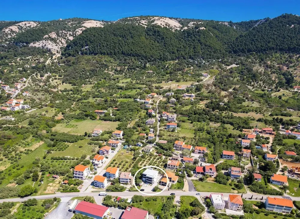Modern Apartment, 300m From the Beach